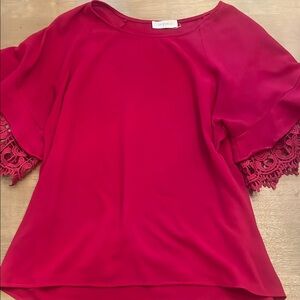 Umgee Women's burgundy Lace Sleeve Top